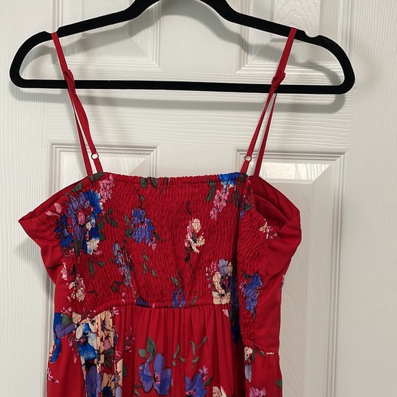 NWT floral jumpsuit - Picture 7 of 8